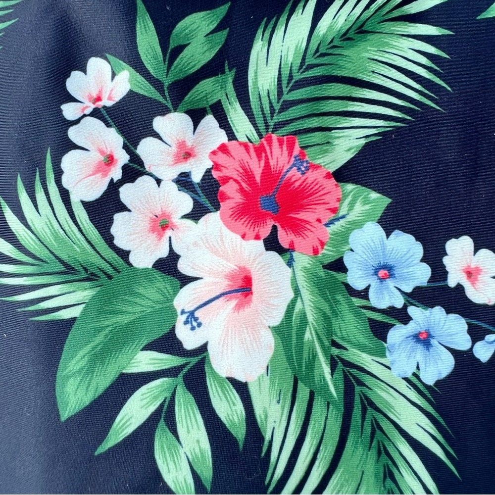 OLD NAVY TIE-BACK ONE PIECE FLORAL CAMI SWIMSUIT NWT - Picture 6 of 12